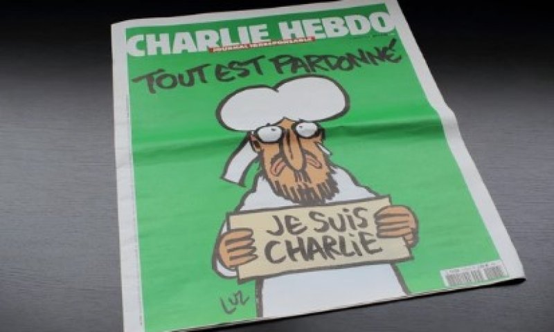 אחרי עשור: שרלי הבדו מציין את הפיגוע עם עלבונות לאסלאם