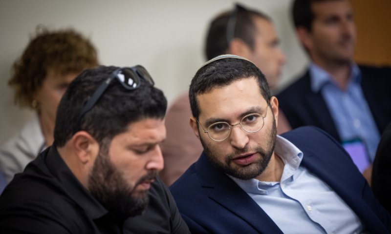 אחרי ההסכם: מי יכהן כשר ומי יו"ר ועדה? כל הפרטים