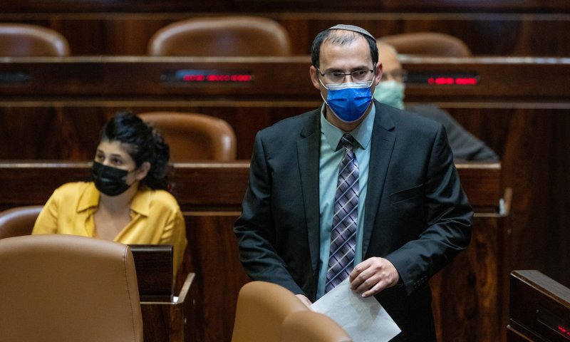 אחרי גל המחבלים הצעירים: רוטמן דורש דיון חירום