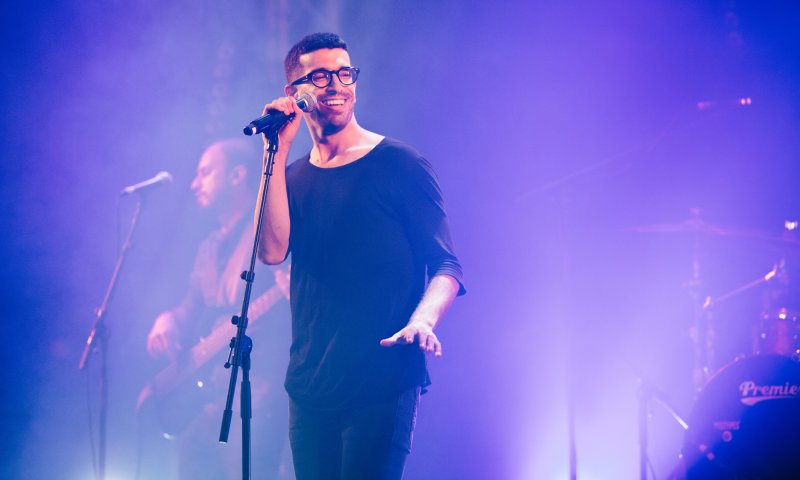 אחרי אביתר בנאי: חנן בן ארי מגיע ל"ארץ נהדרת"