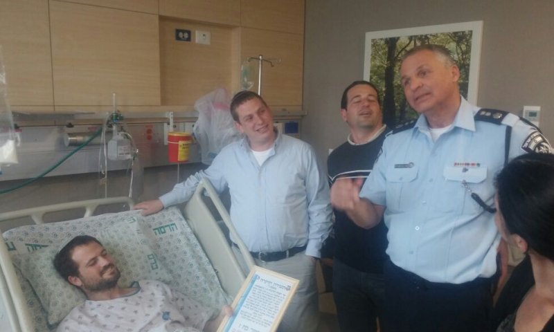 מצדיעים לגיבור: הוקרה לאזרח שנאבק במחבל