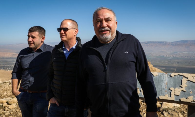 ליברמן מגיב: "מקלב מנסה לחפות על מסחטת הכסף"