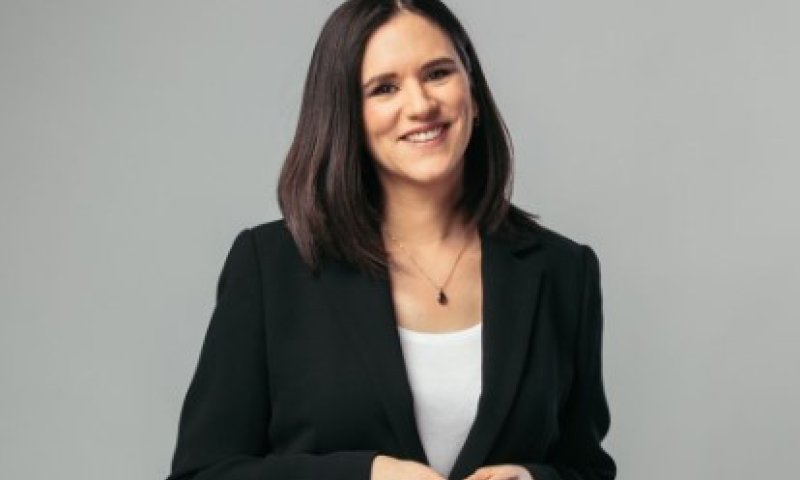 התפקיד החדש של אמילי עמרוסי