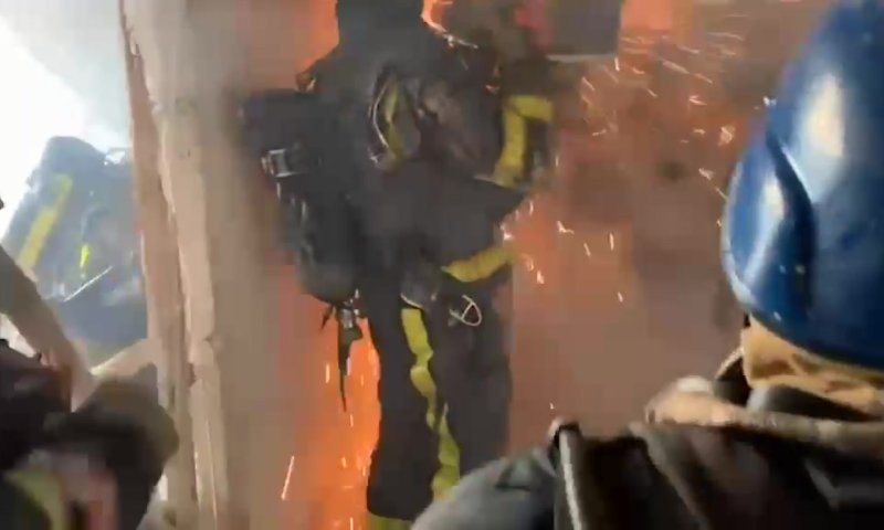 תקיפה רוסית קשה: 4 הרוגים בעירו של זלנסקי