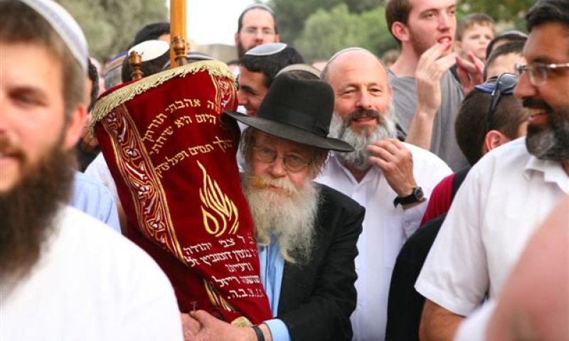 נתניהו וגנץ סופדים: "סמל למה שאנחנו צריכים היום"