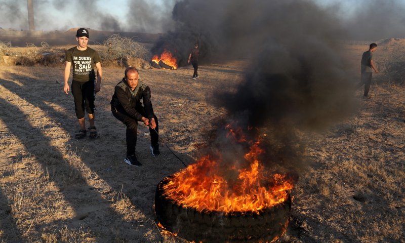 בעקבות בלוני התבערה: צה"ל תקף יעדי חמאס