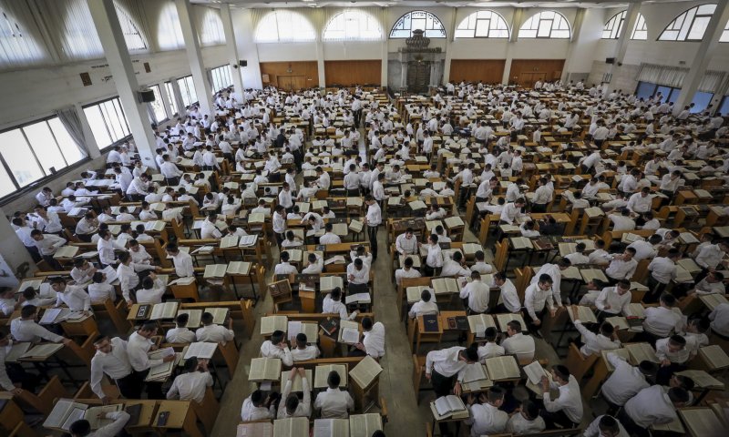 שתי ישיבות הדגל הגדולות בציבור החרדי נסגרו