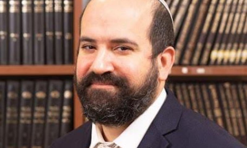 מגוחך להכין עוגה לחג אך לא להקפיד על כשרות