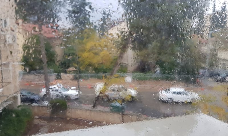 גשם ללא הפסקה; השלג בדרך: תחזית מזג האוויר