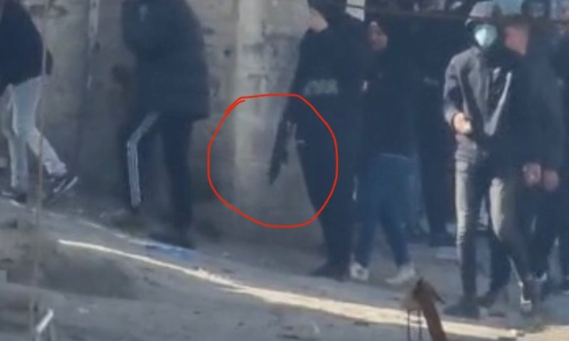 התיעוד מוכיח: ההרוג בשועפאט החזיק ביד רובה