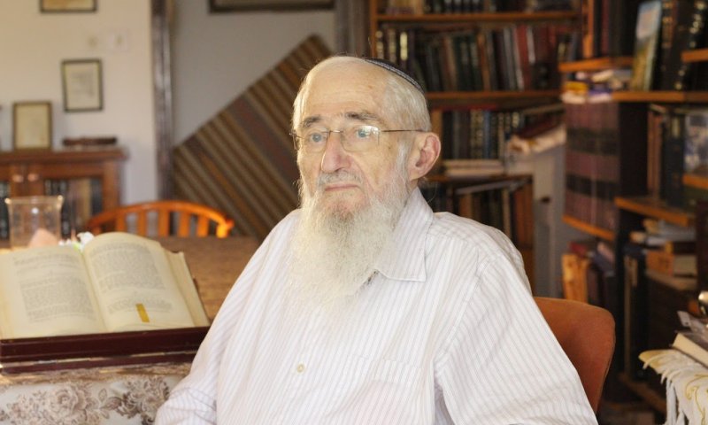 התפללו לרפואתו: החמרה במצבו של הרב ולדמן