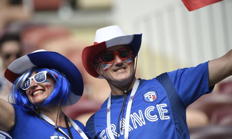 קיין החטיא פנדל: צרפת עלתה לחצי הגמר