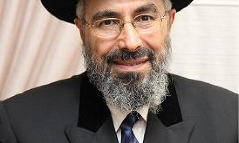 הרב ערוסי: אפעל נגד הדרת נשים במגזר החרדי