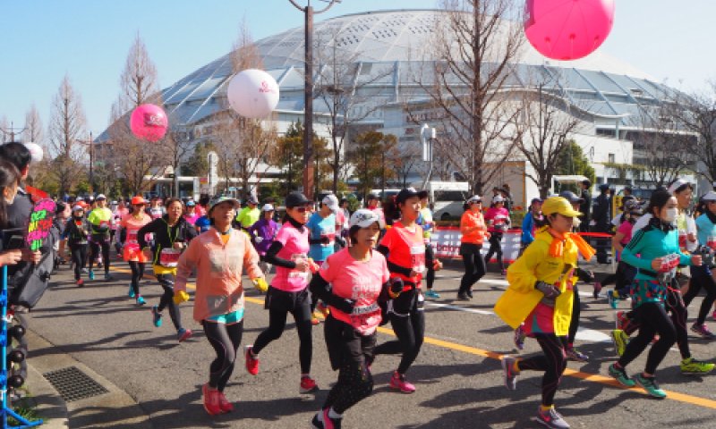 עם כיסוי ראש וחצאית: זאת אלופת ישראל בריצת 10000