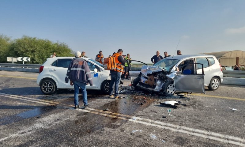 תאונת דרכים סמוך לבית קמה: שלושה פצועים