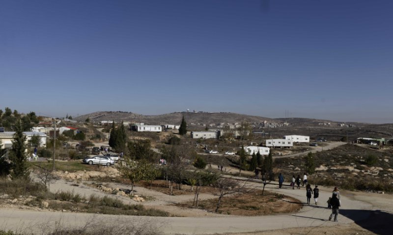 הרב אבינר: עמונה- שרשרת מושחתת של גנבים