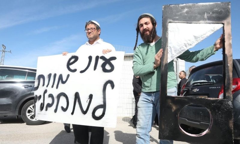 פרישה של עוצמה לטובת "הגוש" היא מחיקה של הדרך