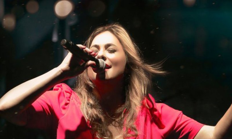 קרן פלס: "התלבשתי צנוע מתוך בחירה ולא כפייה"