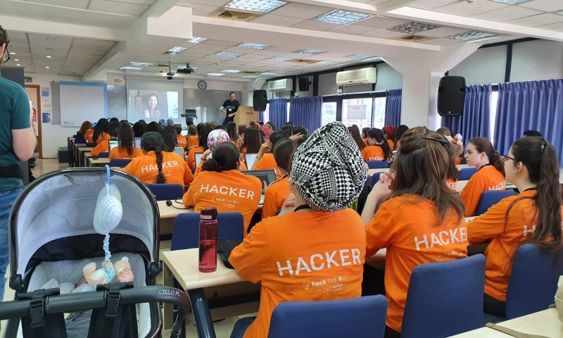 לאחר 45 שעות: המיזם שיציל את הגיל השלישי