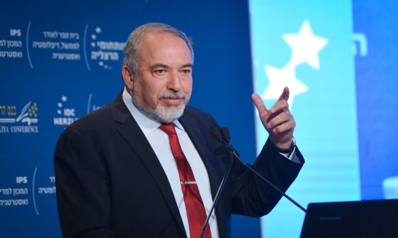 ליברמן מודה: "להבטחות שלי לא היה כיסוי"