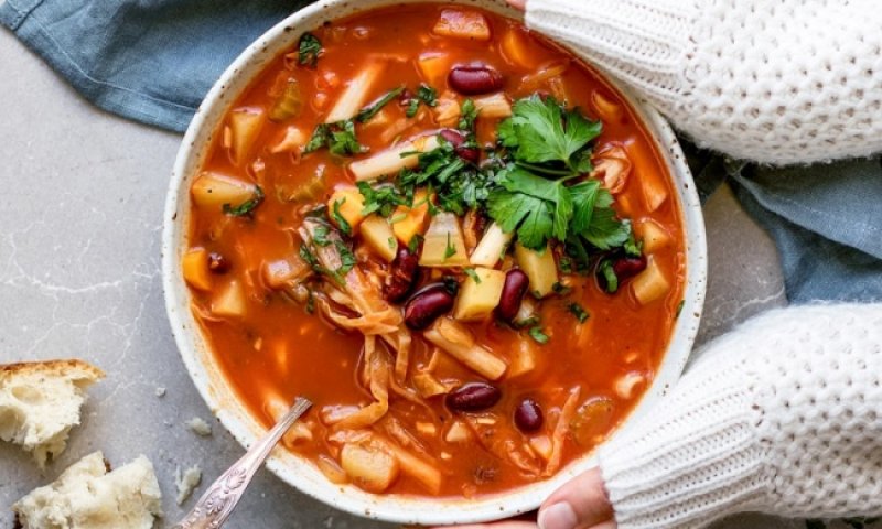 הכי מהיר לפתיחת הצום: מתכון למרק מינסטרונה