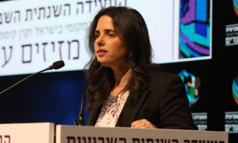 שקד עושה סדר: "המשטרה בכלל לא ממליצה"