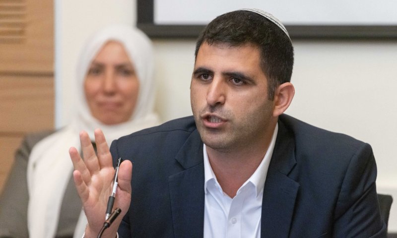 קרעי נגד אזהרת הכלכלנית הראשית: תעמולה