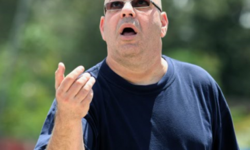 קופמן לא נרגע: 'טינופת, חבל על האוויר שאתה נושם'