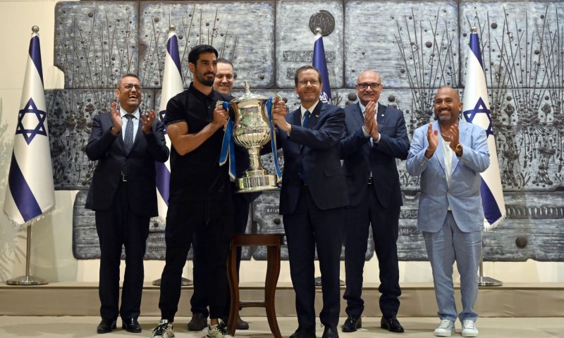 הגביע ניתן לבית"ר: 'המעמד היה צריך להיות יותר משמח'