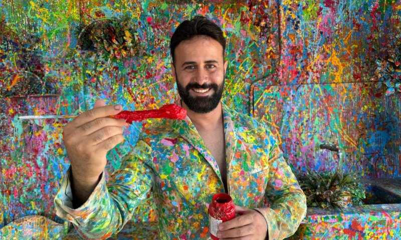 "צבעים של תקווה": תערוכה אינטראקטיבית פורצת דרך של סאם חלבי