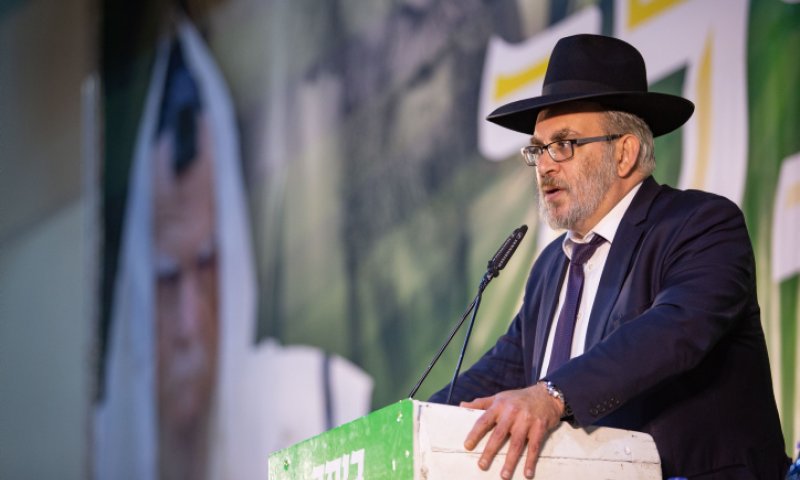 יעקב אשר: "מציע לליברמן ללכת לפסיכיאטר טוב"