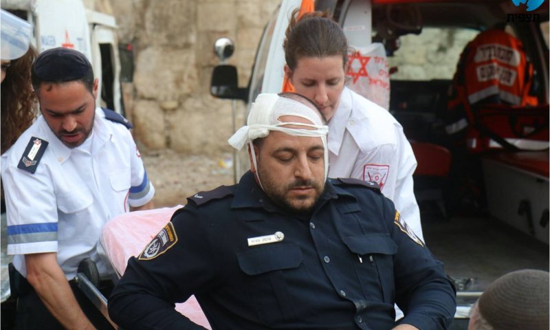 לא נגמר: שוטר נפגע בראשו מיידוי אבנים