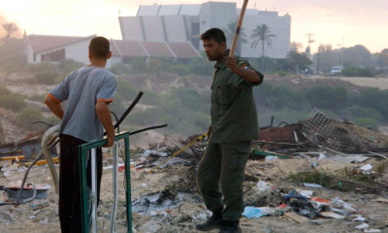 עשור לגירוש: אדמות גוש קטיף יימסרו לאנשי חמאס