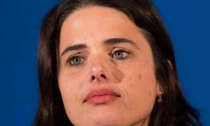 שקד מכחישה: לא סוכם על סנקציות פליליות נגד משתמטים חרדים