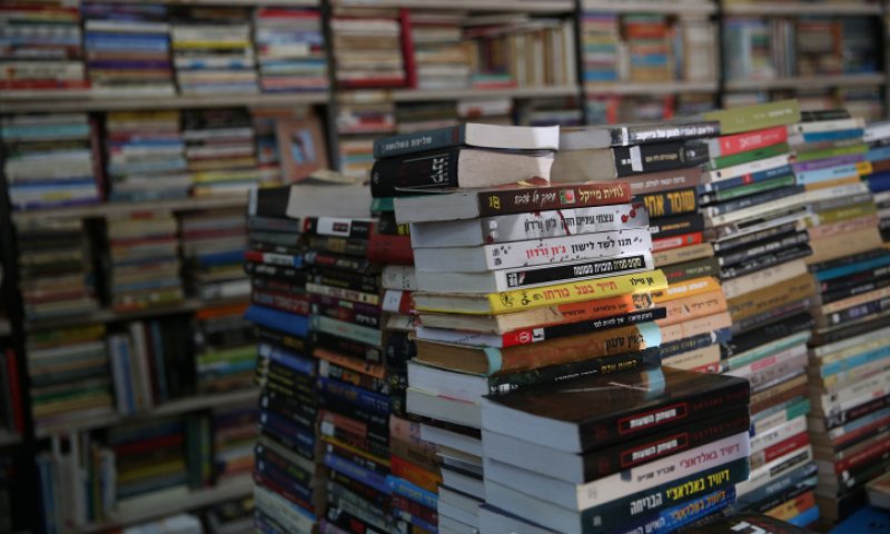 לכבוד שבוע הספר: המלצות קצרות לספרים חדשים