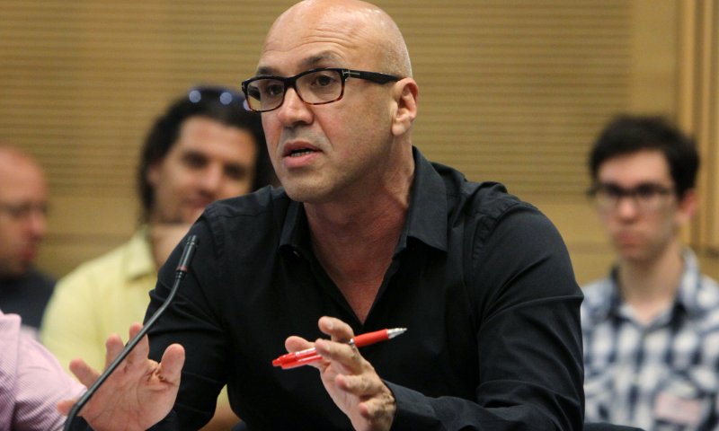 אוחובסקי: כשעומר אדם שר 'מודה אני' זה לא מפריע לי