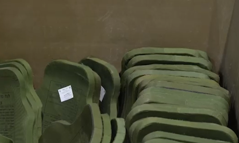 צה"ל: "חילקנו אלפי אפודים קרמיים לחיילים בשטח"