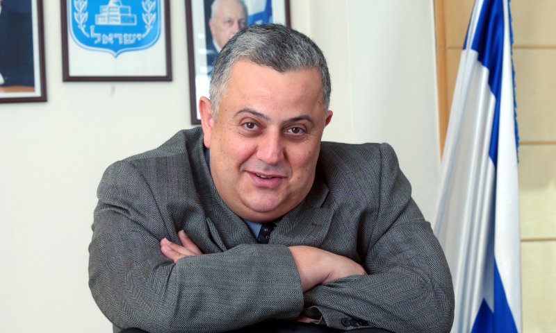 מקים המפלגה של בנט: "שקד יפה כמו נשות הרייך"