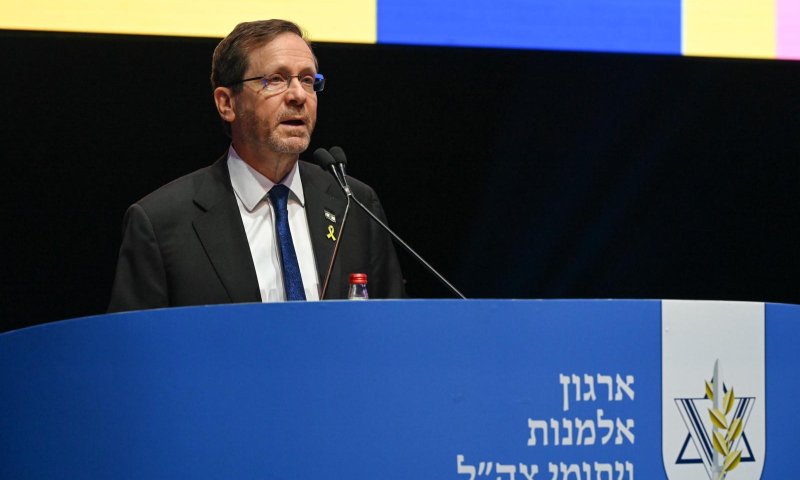 הרצוג על המפגינים: יש דרך למחות, אלימות זה קו אדום