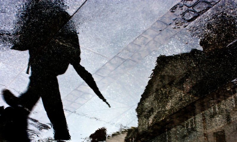 הפירוש לאחד השירים המסתוריים בעברית: אנשי הגשם