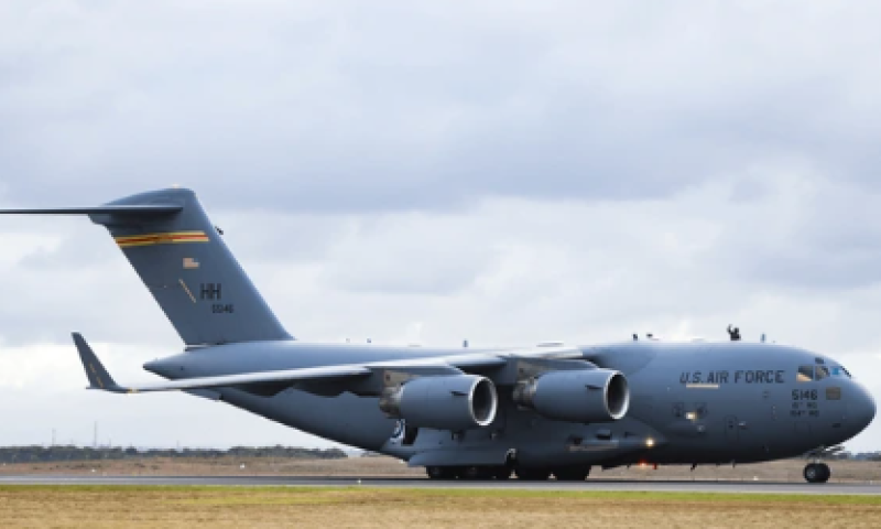 מתכוננים לתקיפה באיראן? ארה"ב שולחת חימוש ללא הפסקה לישראל