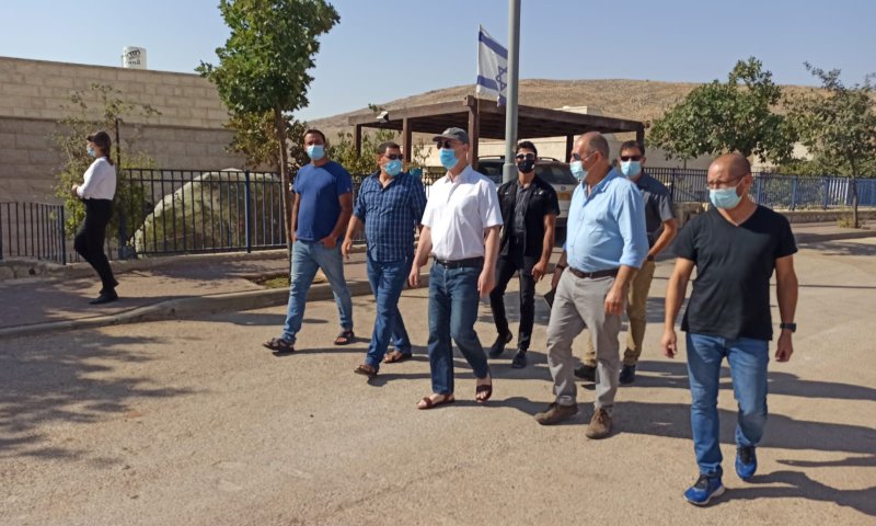 הנגבי במצפה כרמים: "נבחן את כל הדרכים לפיתרון"