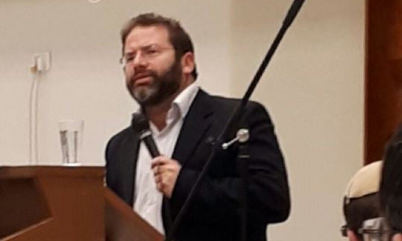 הרב לונדין: אחד מגדולי למדני העיון בדורנו נלחם על חייו