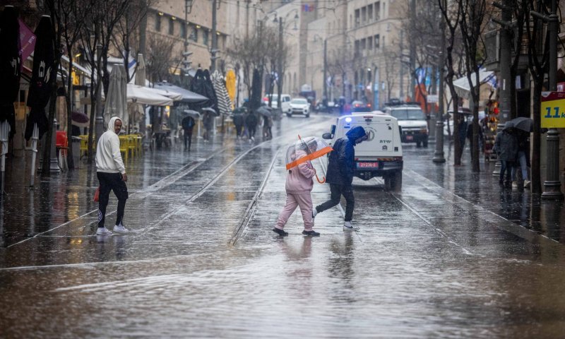 היום: סופות רעמים וגשמים; מחר מהפך נוסף במזג האוויר