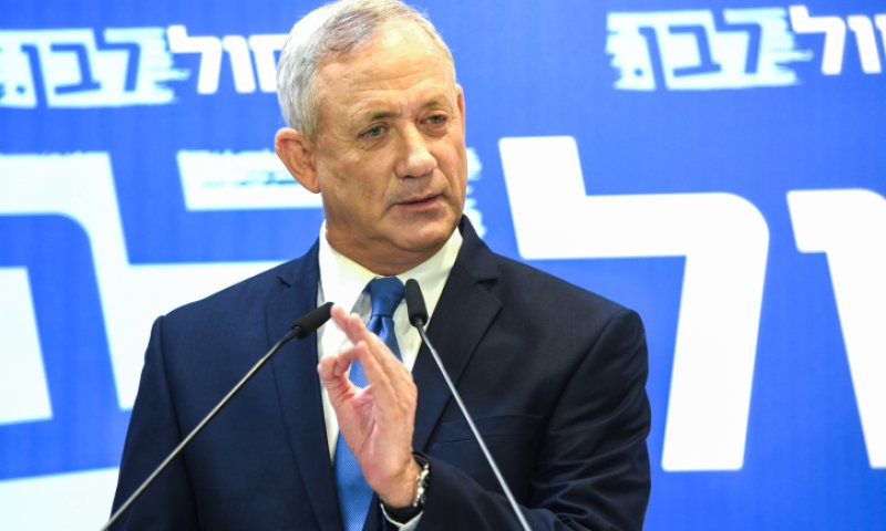 אלה הרבנים מהציונות הדתית שנפגשו עם בני גנץ