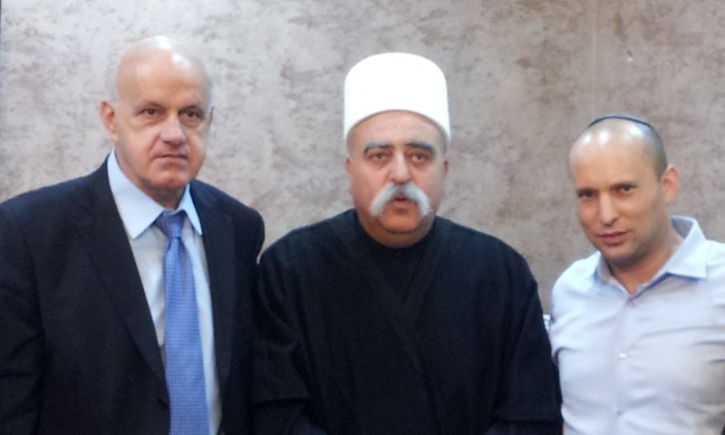 ביקור ממגזר אחר: בנט לבכירי העדה הדרוזית "אתם אחיי"