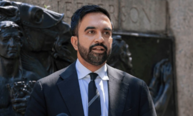 סיכוי לשפיות: המועמד המוסלמי לראשות ניו יורק מאבד גובה