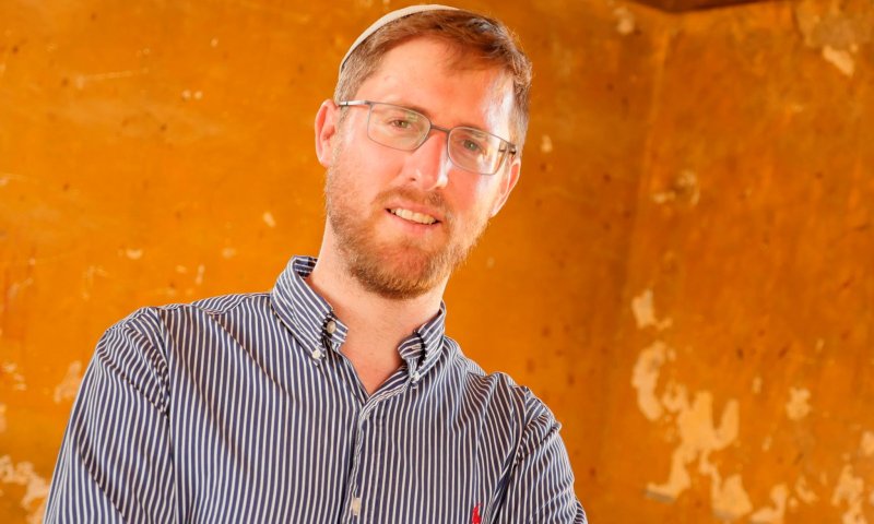 יצחר מאיר מופיע ב'גולה &ndash; ירושלמית'