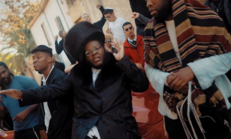 גזענות ו'הבה נגילה': ניסים בלאק בחידוש מדליק. צפו