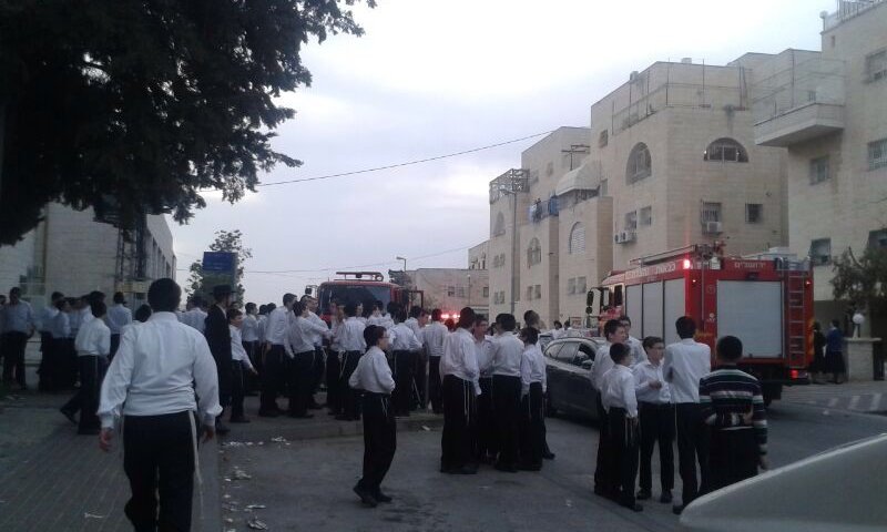 עשרות תלמידי ישיבה חרדית פונו עקב שריפה בבניין הישיבה